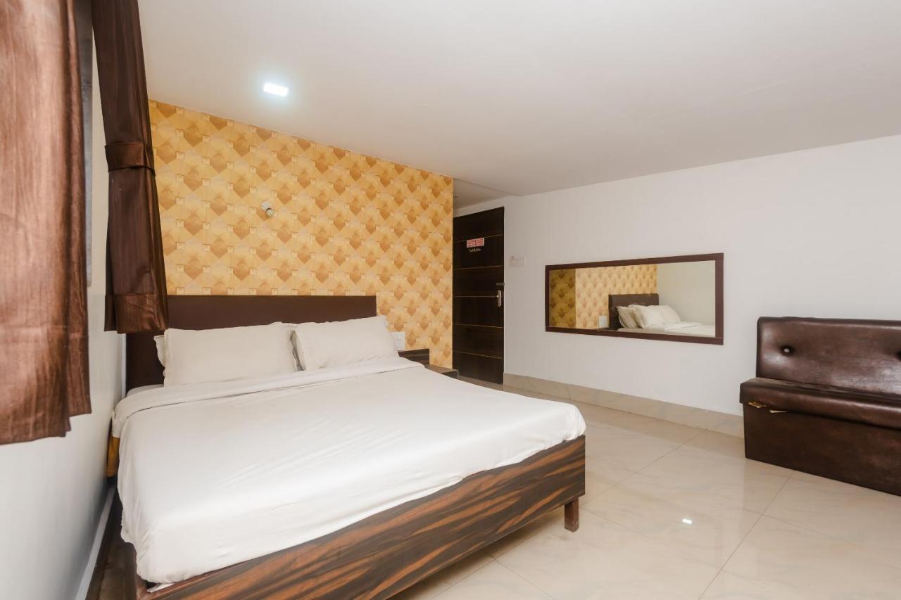 Oyo 37530 Selfie Dhaba Hotel Sasupada Ngoại thất bức ảnh