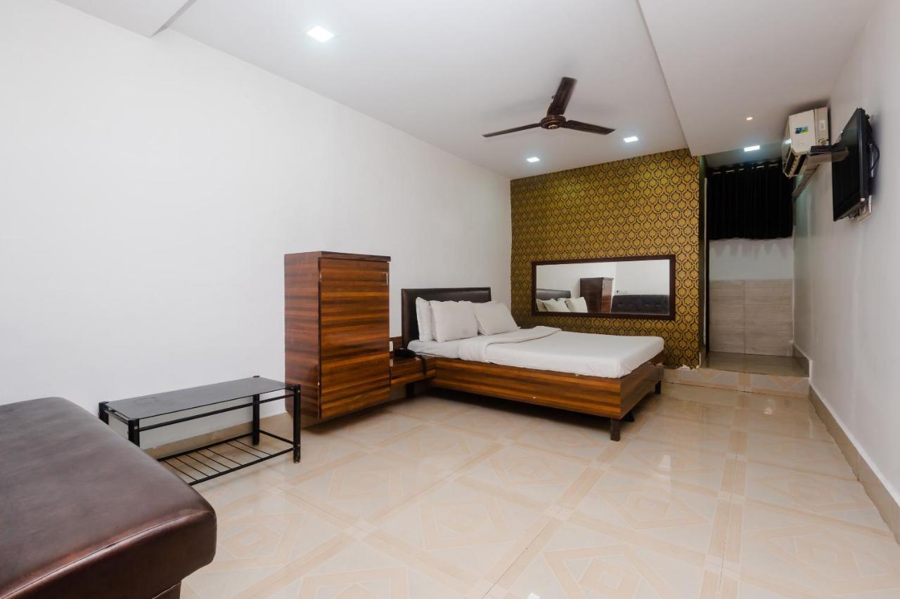 Oyo 37530 Selfie Dhaba Hotel Sasupada Ngoại thất bức ảnh