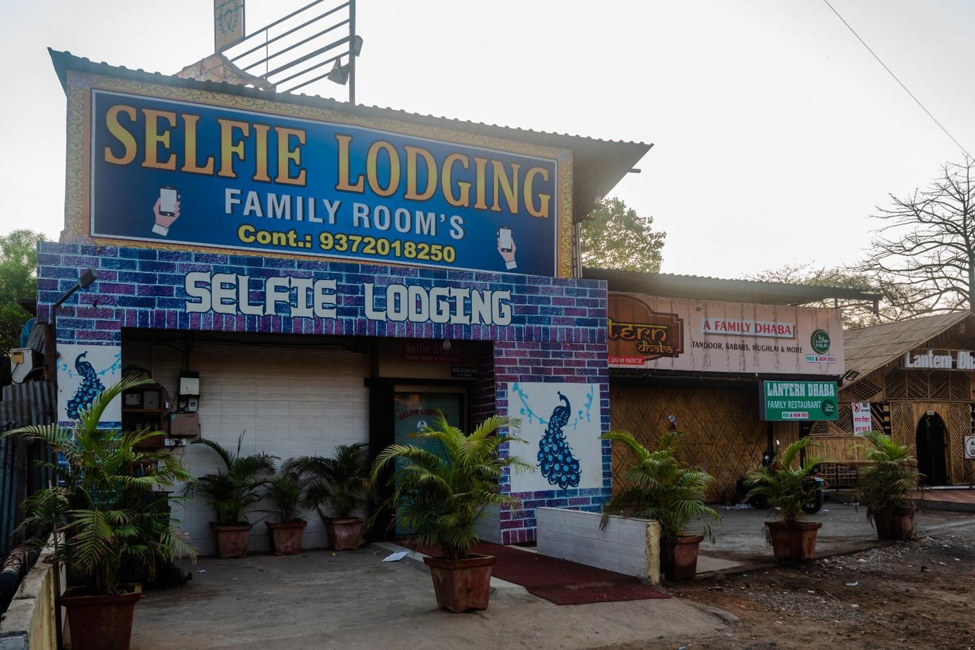 Oyo 37530 Selfie Dhaba Hotel Sasupada Ngoại thất bức ảnh